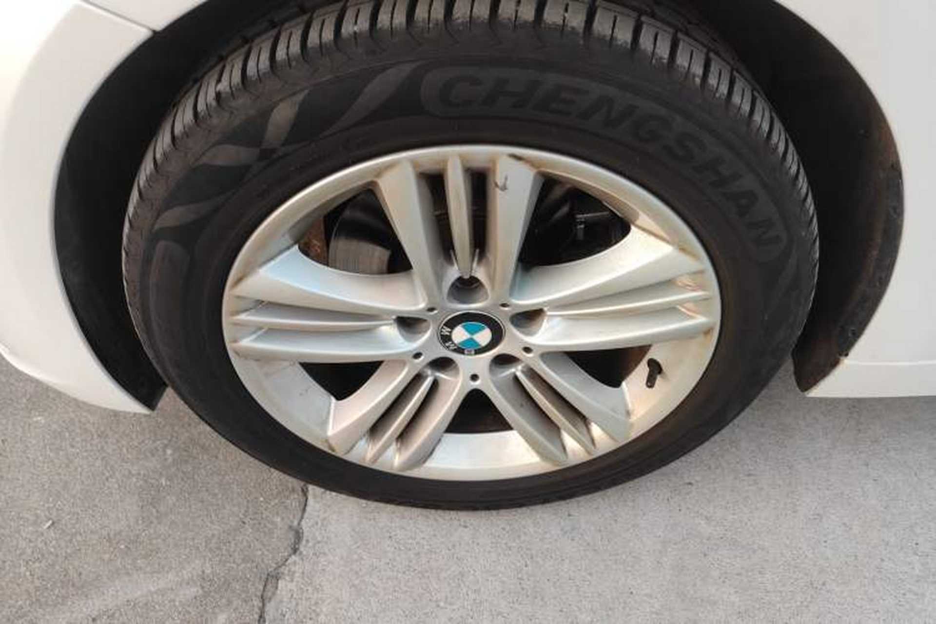 Used BMW 3 Series 2018 318Li Exterior 7