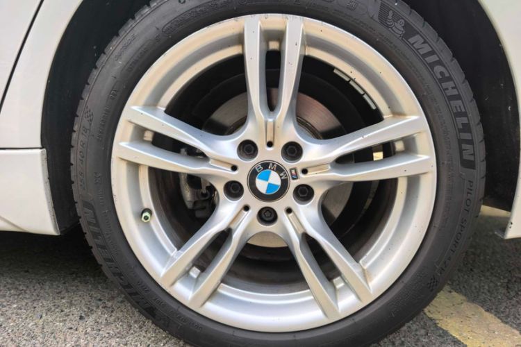Used BMW 3 Series 2018 320Li Leading Model M Sport Package Exterior 7