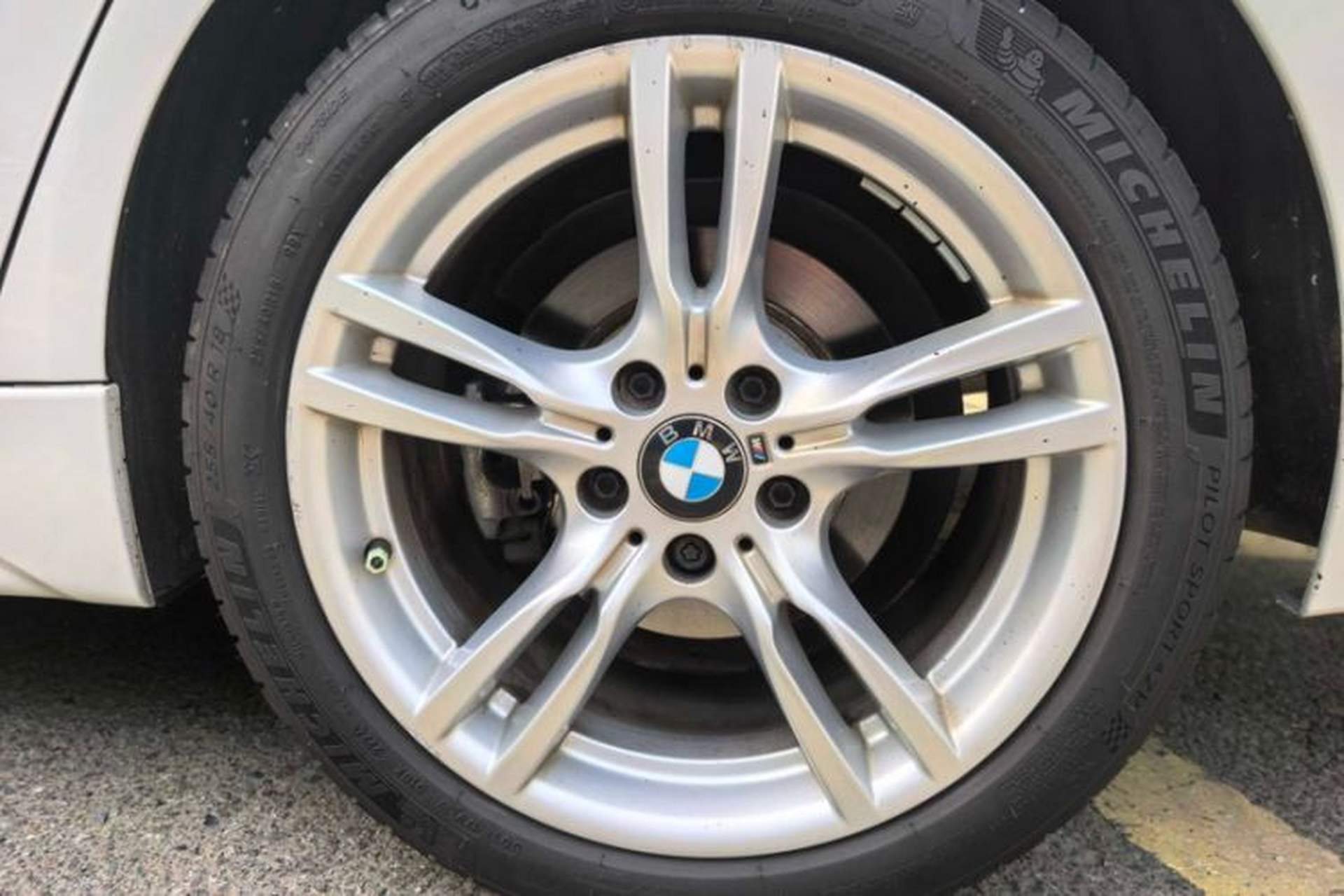 Used BMW 3 Series 2018 320Li Leading Model M Sport Package Exterior 7