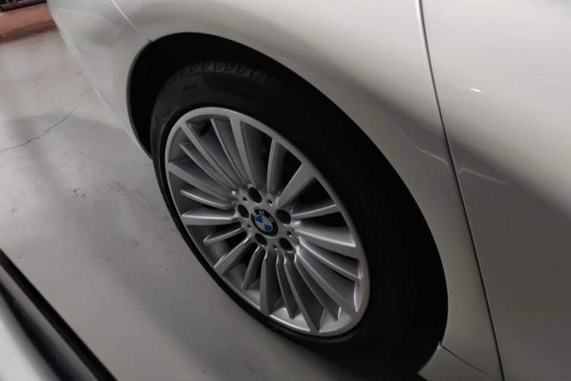Used BMW 3 Series 2018 320Li Fashion Model Exterior 8