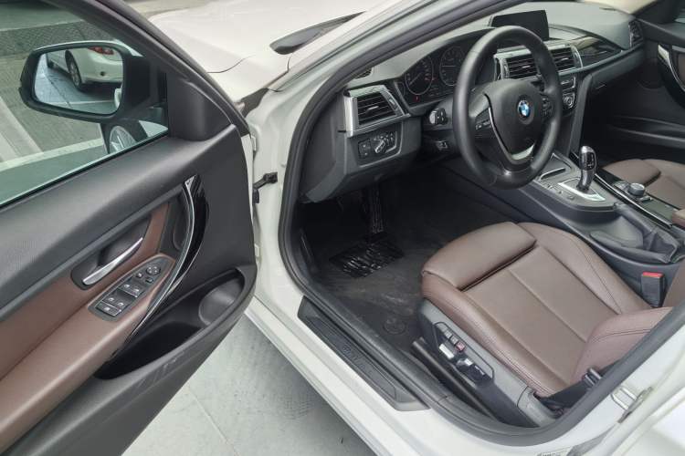 Used BMW 3 Series 2018 320Li Fashion Model Exterior 8