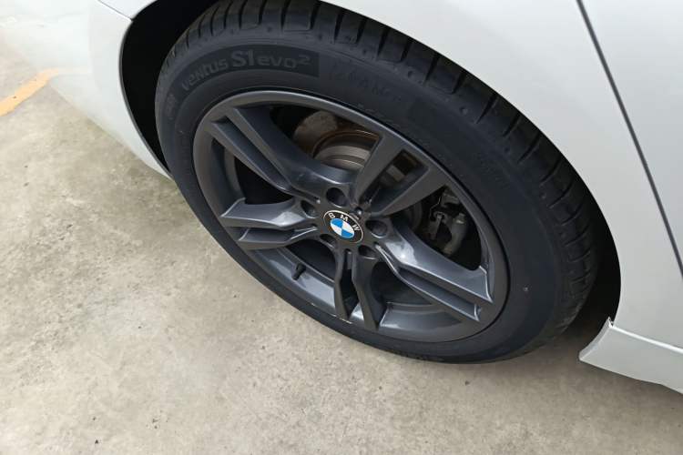 Used BMW 3 Series 2018 320Li Fashion Model Exterior 8