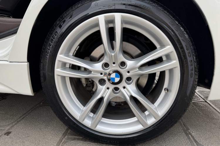 Used BMW 3 Series 2018 320Li Leading Model M Sport Package Exterior 8