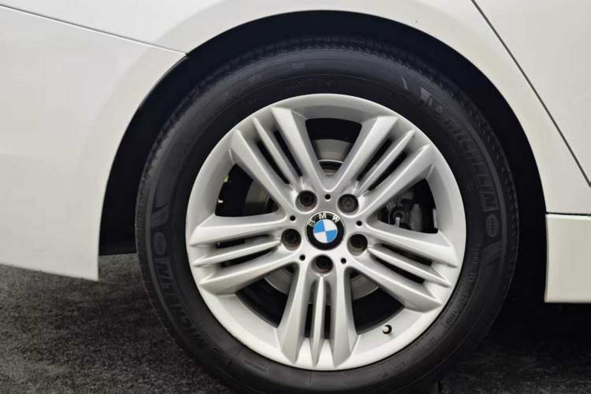Used BMW 3 Series 2018 318Li Exterior 9