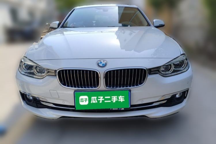 Used BMW 3 Series 2018 330Li xDrive Luxury Package Front