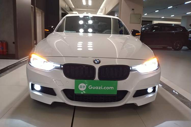 Used BMW 3 Series 2018 320i M Sport Night Edition Front