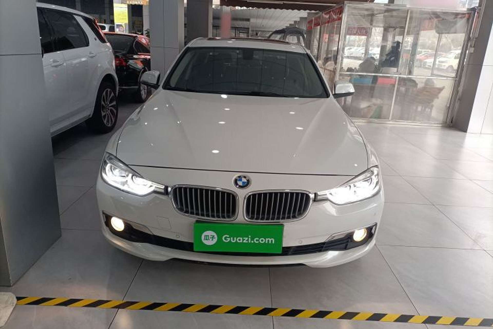 Used BMW 3 Series 2018 318Li Front