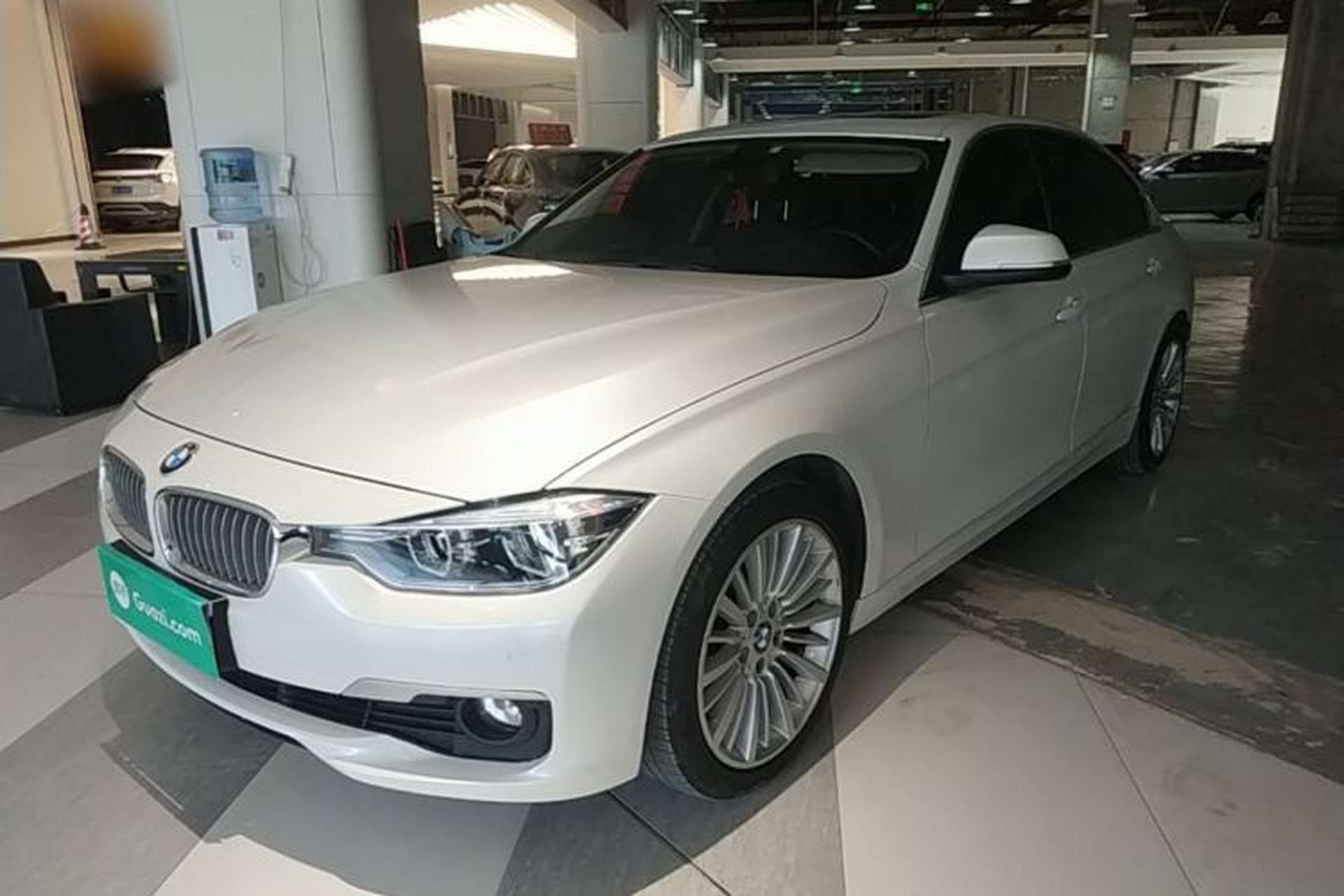 Used BMW 3 Series 2018 320Li Fashion Model Front Left 45 Deg