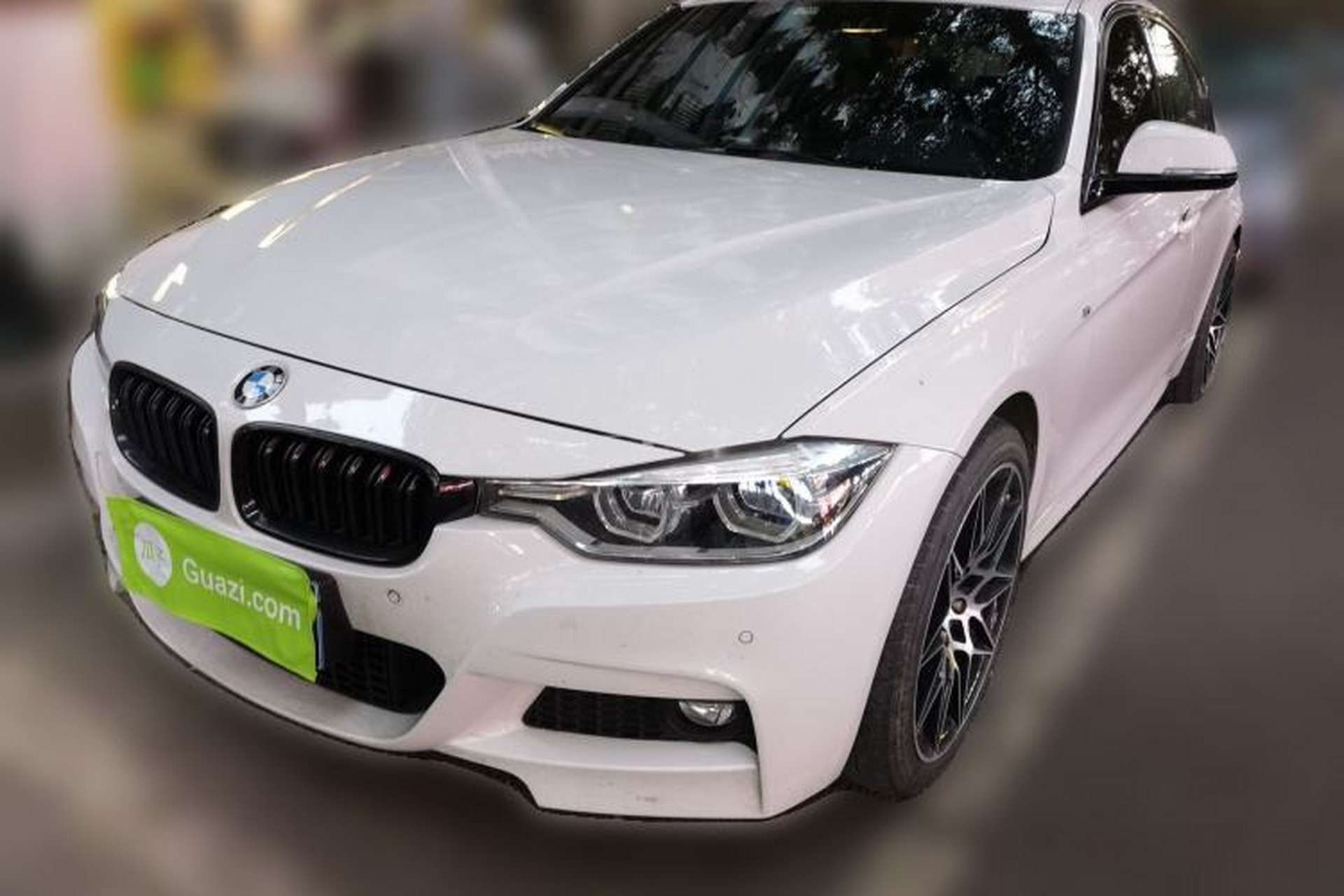 Used BMW 3 Series 2018 320i M Sport Package Front Left 45 Deg