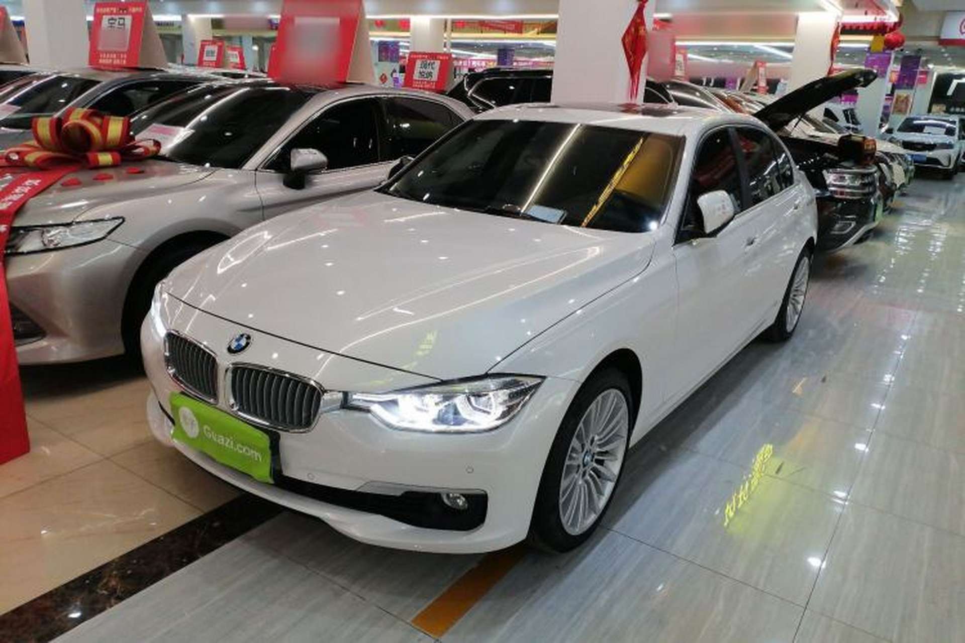 Used BMW 3 Series 2018 320Li xDrive Fashion Model Front Left 45 Deg