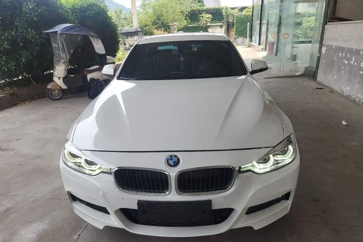 Used BMW 3 Series 2018 320i M Sport Package Front