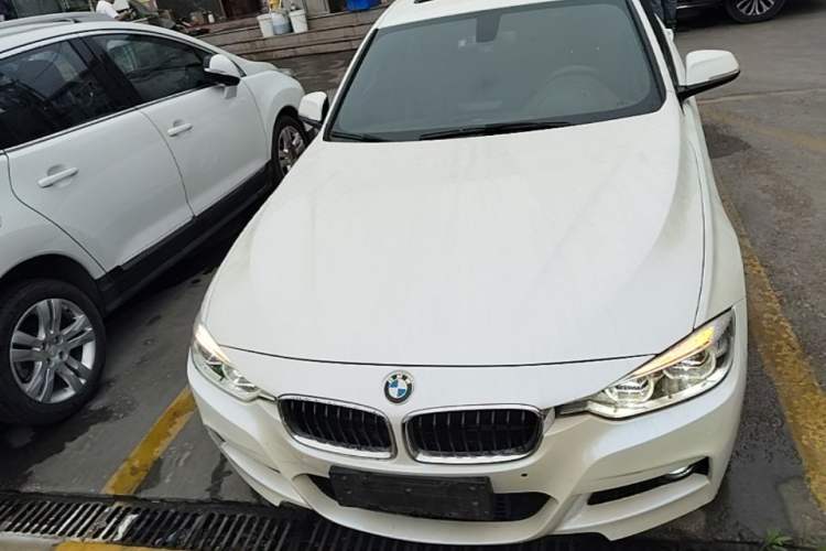 Used BMW 3 Series 2018 320i M Sport Package Front