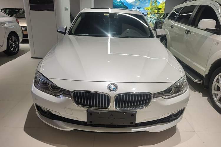 Used BMW 3 Series 2018 318Li Front