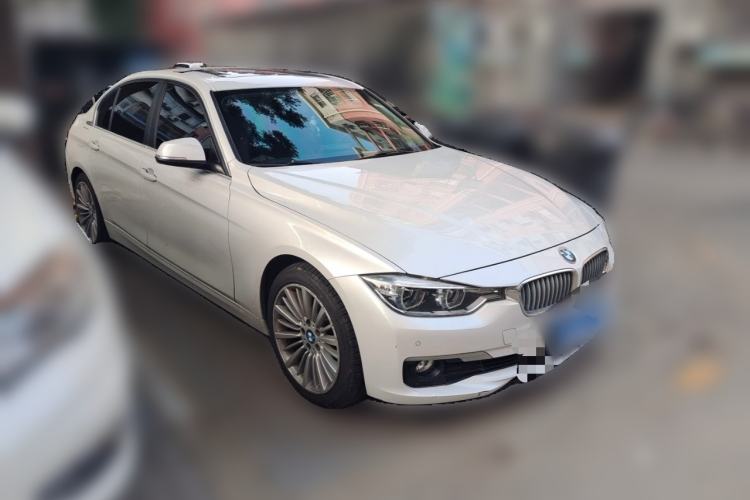 Used BMW 3 Series 2018 320Li Fashion Model Front Right 45 Deg
