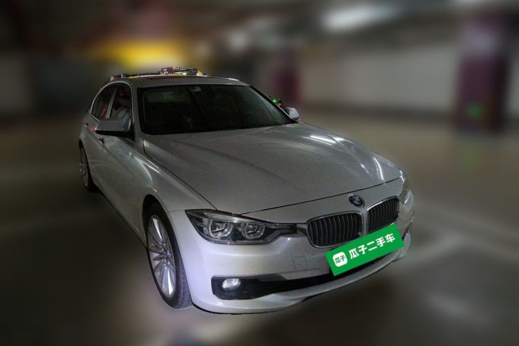 Used BMW 3 Series 2018 320Li Fashion Model Front Right 45 Deg