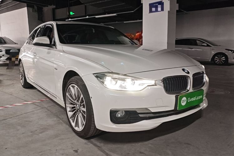 Used BMW 3 Series 2018 330Li xDrive Luxury Package Front Right 45 Deg