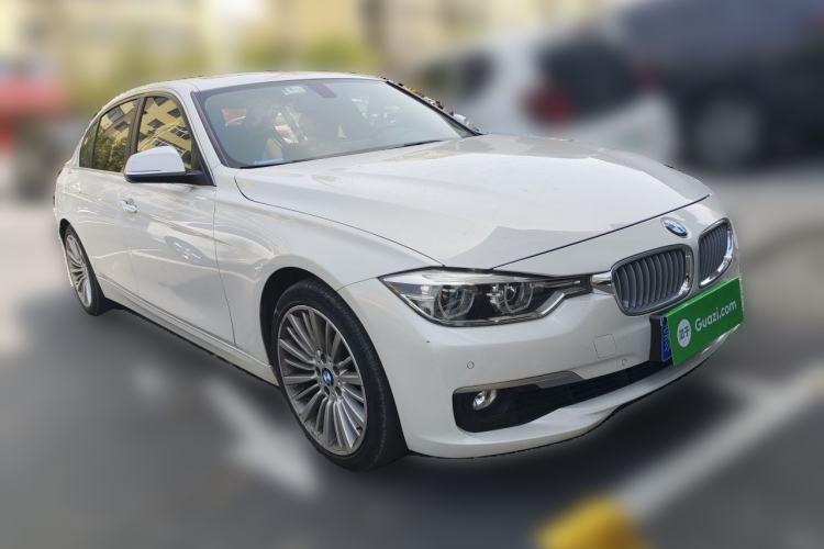 Used BMW 3 Series 2018 320Li Fashion Model Front Right 45 Deg