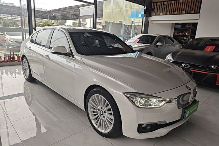 Used BMW 3 Series 2018 320Li Fashion Model Front Right 45 Deg