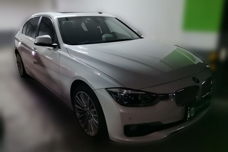Used BMW 3 Series 2018 320Li Fashion Model Front Right 45 Deg