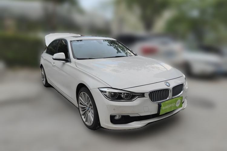 Used BMW 3 Series 2018 320Li Fashion Model Front Right 45 Deg