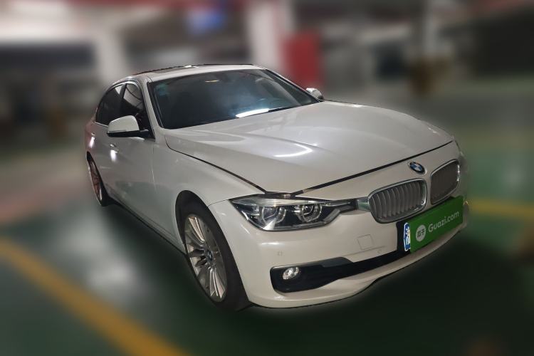 Used BMW 3 Series 2018 320Li Fashion Model Front Right 45 Deg