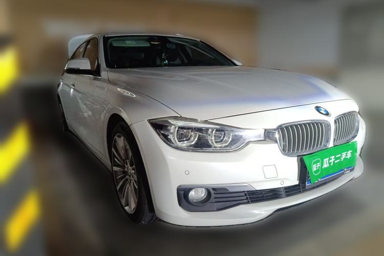 Used BMW 3 Series 2018 320Li Fashion Model Front Right 45 Deg
