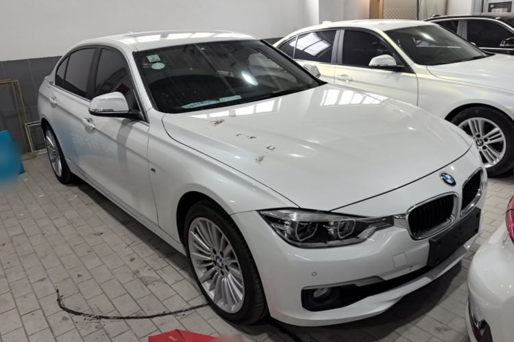 Used BMW 3 Series 2018 320Li Fashion Model Front Right 45 Deg