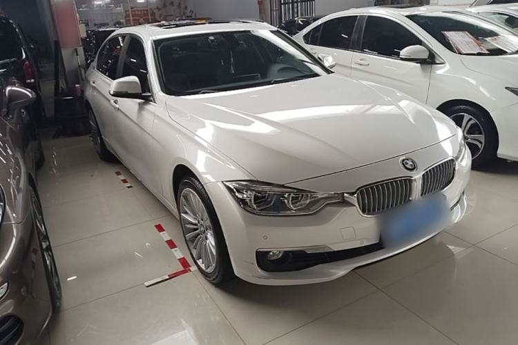 Used BMW 3 Series 2018 320Li xDrive Fashion Model Front Right 45 Deg