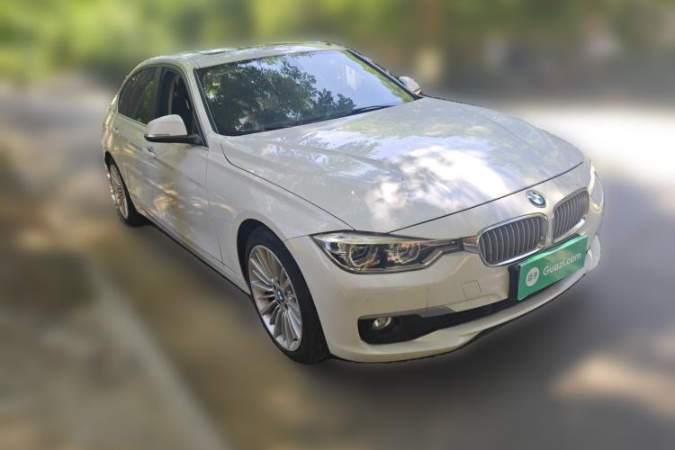 Used BMW 3 Series 2018 320Li Fashion Model Front Right 45 Deg