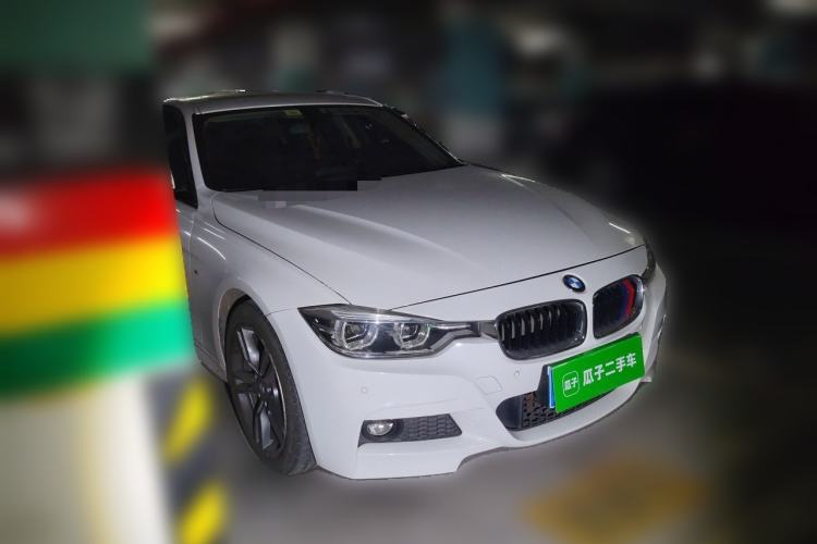 Used BMW 3 Series 2018 320Li Leading Model M Sport Package Front Right 45 Deg