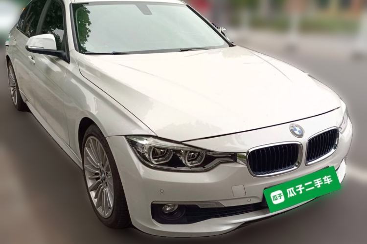 Used BMW 3 Series 2018 320Li Fashion Model Front Right 45 Deg