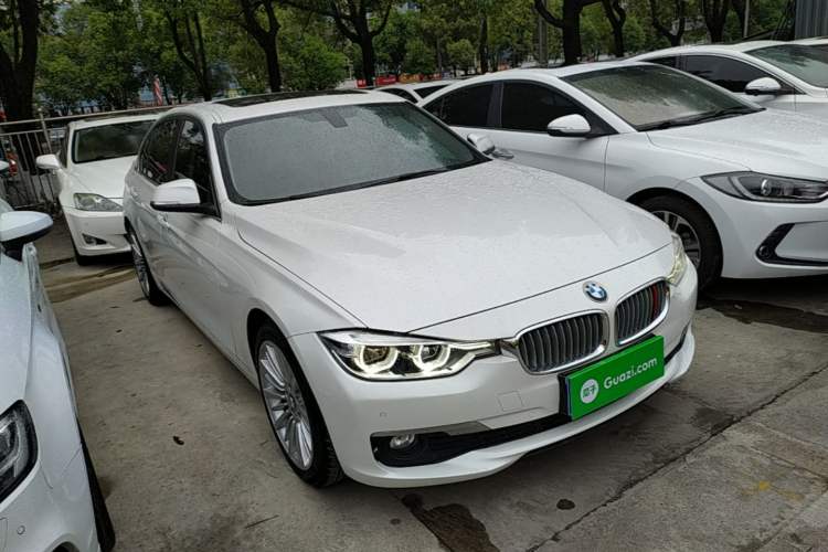 Used BMW 3 Series 2018 320Li Fashion Model Front Right 45 Deg