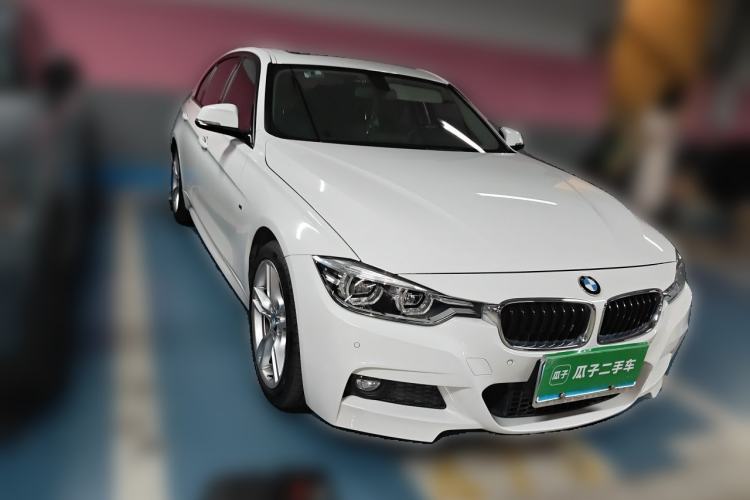 Used BMW 3 Series 2018 320Li Leading Model M Sport Package Front Right 45 Deg