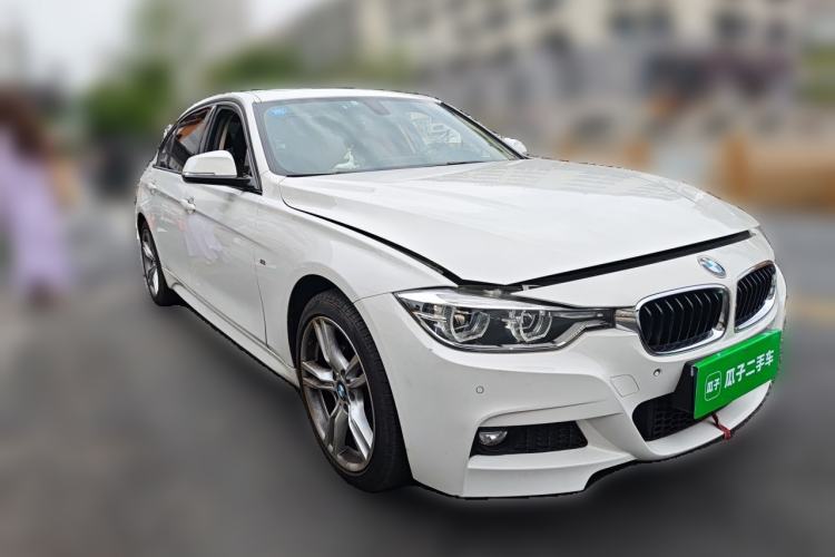 Used BMW 3 Series 2018 320Li Leading Model M Sport Package Front Right 45 Deg