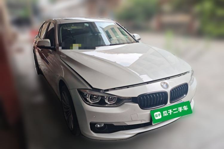 Used BMW 3 Series 2018 320Li Fashion Model Front Right 45 Deg