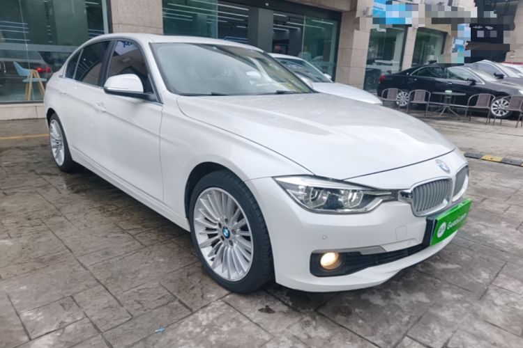 Used BMW 3 Series 2018 320Li Fashion Model Front Right 45 Deg