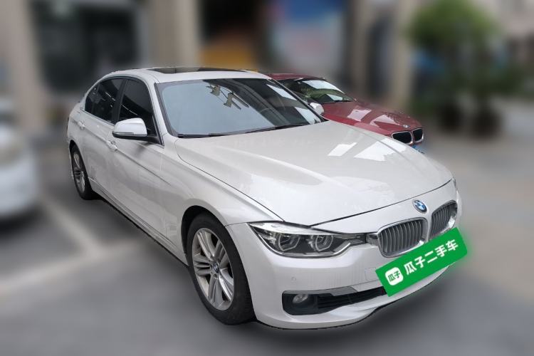Used BMW 3 Series 2018 318Li Front Right 45 Deg