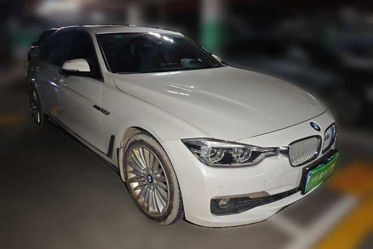 Used BMW 3 Series 2018 320Li Fashion Model Front Right 45 Deg