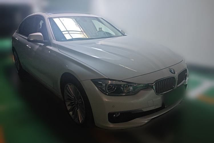 Used BMW 3 Series 2018 320Li Fashion Model Front Right 45 Deg