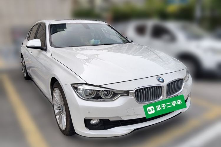 Used BMW 3 Series 2018 320Li Fashion Model Front Right 45 Deg