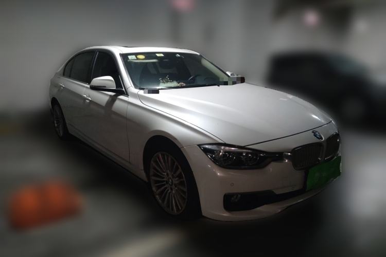 Used BMW 3 Series 2018 320Li Fashion Model Front Right 45 Deg