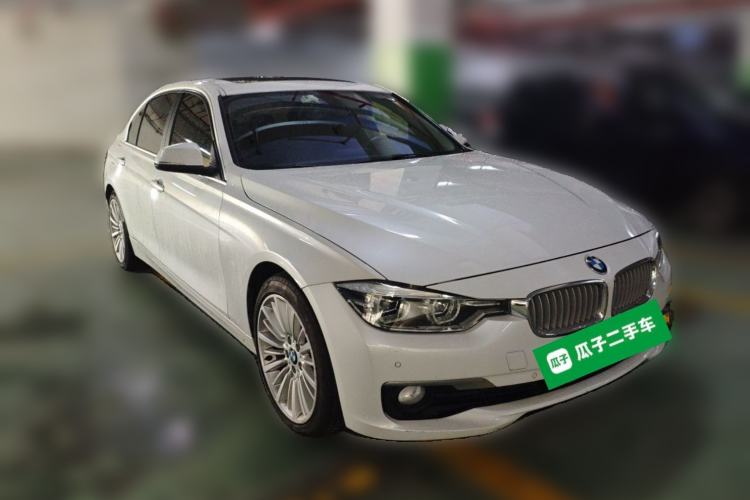 Used BMW 3 Series 2018 320Li Fashion Model Front Right 45 Deg