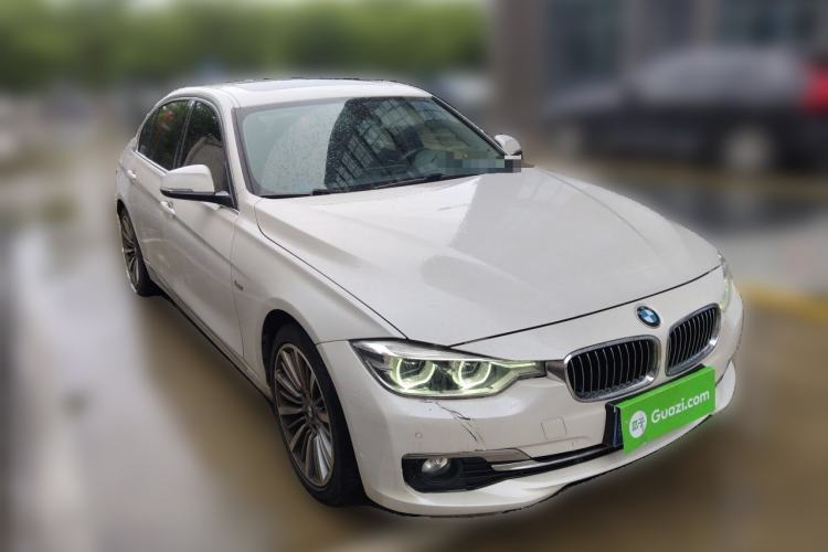 Used BMW 3 Series 2018 320Li Leading Luxury Package Front Right 45 Deg