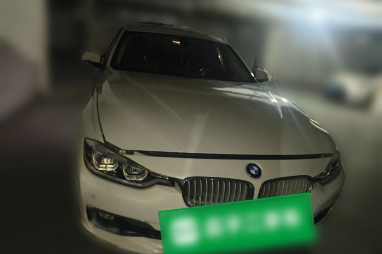 Used BMW 3 Series 2018 320Li Fashion Model Front Right 45 Deg