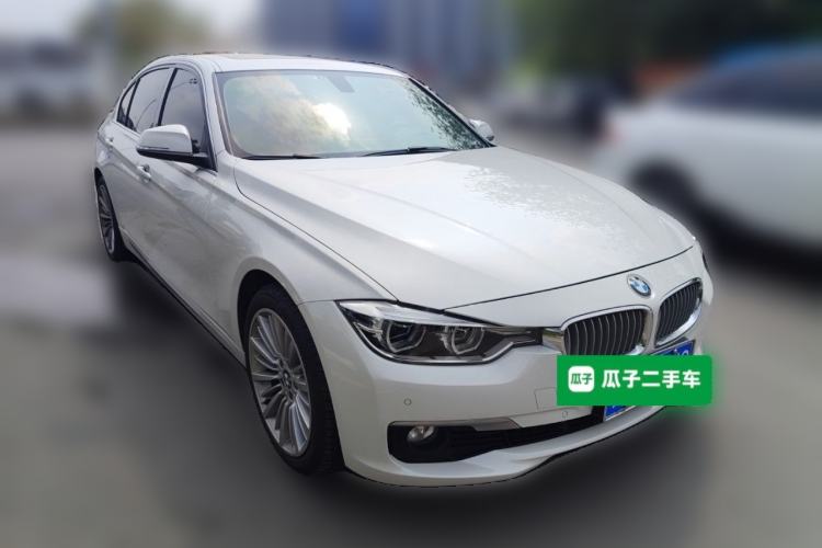 Used BMW 3 Series 2018 320Li Fashion Model Front Right 45 Deg