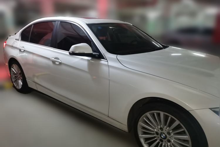 Used BMW 3 Series 2018 320Li Fashion Model Front Right 45 Deg