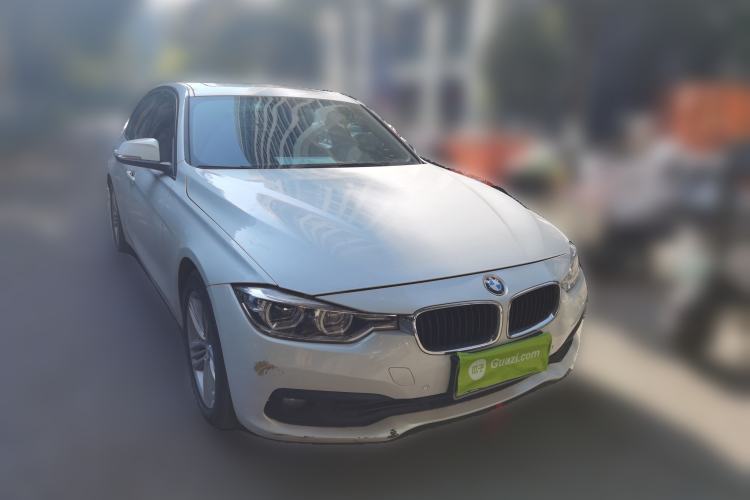 Used BMW 3 Series 2018 318i Front Right 45 Deg