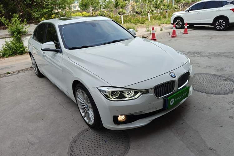 Used BMW 3 Series 2018 320Li Fashion Model Front Right 45 Deg
