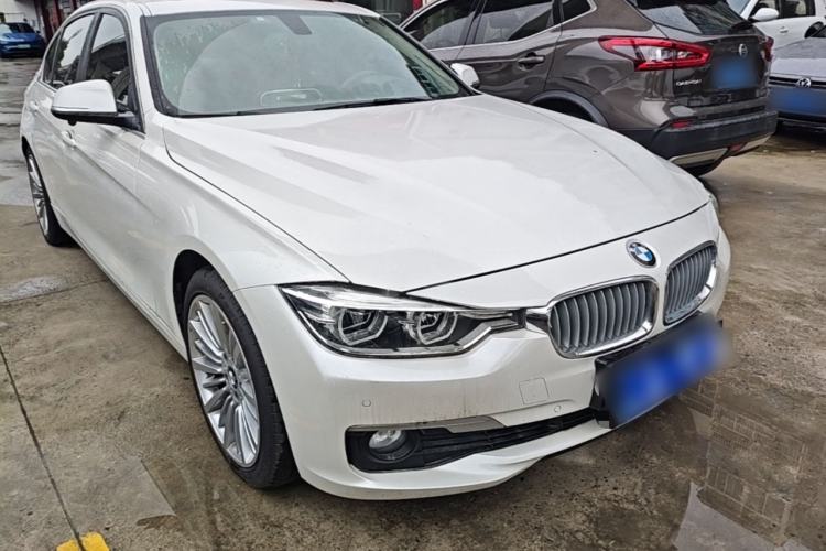 Used BMW 3 Series 2018 320Li Fashion Model Front Right 45 Deg