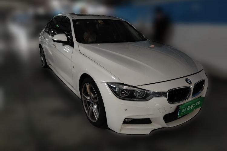 Used BMW 3 Series 2018 320Li Leading Model M Sport Package Front Right 45 Deg